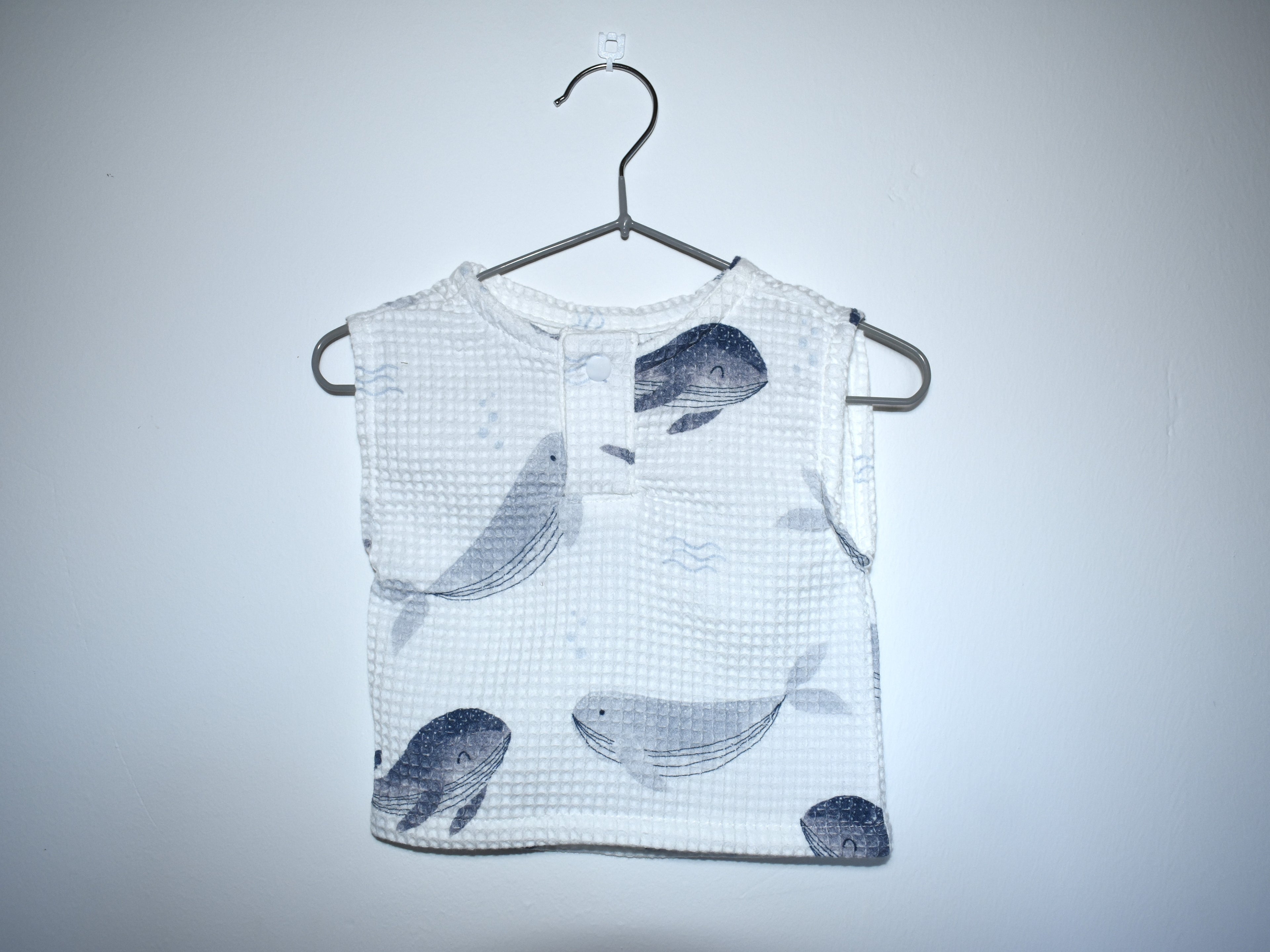 Camiseta  Infantil de Algodón Orgánico Blanca - Manga Corta de Ballenas