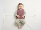 Sudadera Infantil de Algodón Orgánico Rosa con Mangas Verde