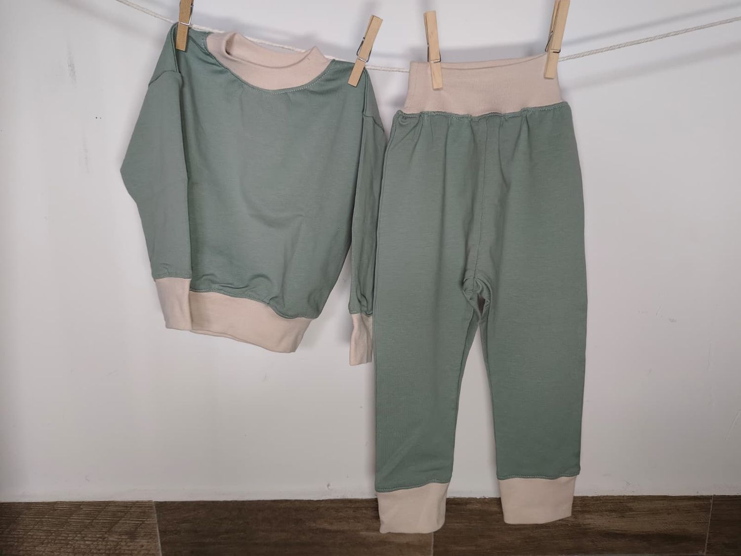 Pantalones Largos Infantil de Algodón Orgánico Verde - con Puño