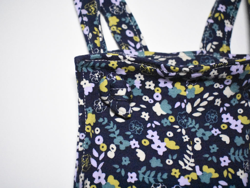 Peto Infantil de Algodón Orgánico Azul Floral