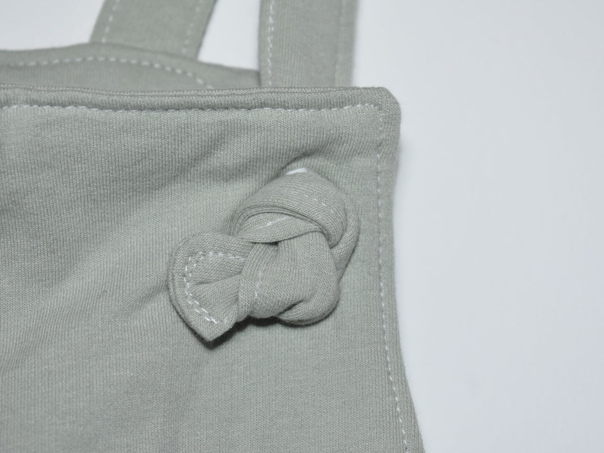 Peto Infantil de Algodón Orgánico Verde Claro