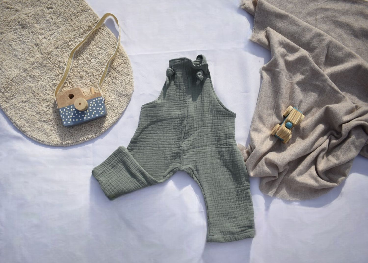 Peto Infantil de Algodón Orgánico Verde Oscuro