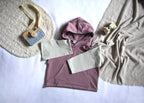 Sudadera Infantil de Algodón Orgánico Rosa con Mangas Verde