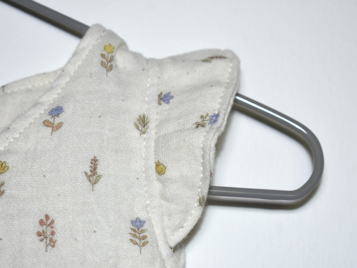 Vestido  Infantil de Algodón Orgánico Blanco Roto de Flores - Manga Corta